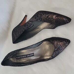 MARTINEZ VALERO Suede Metallic Paisley Printed Pointed Toe Office Preppy Heels‎